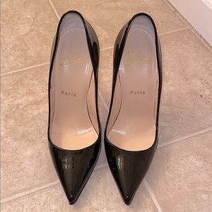 Christian Louboutin So Kate